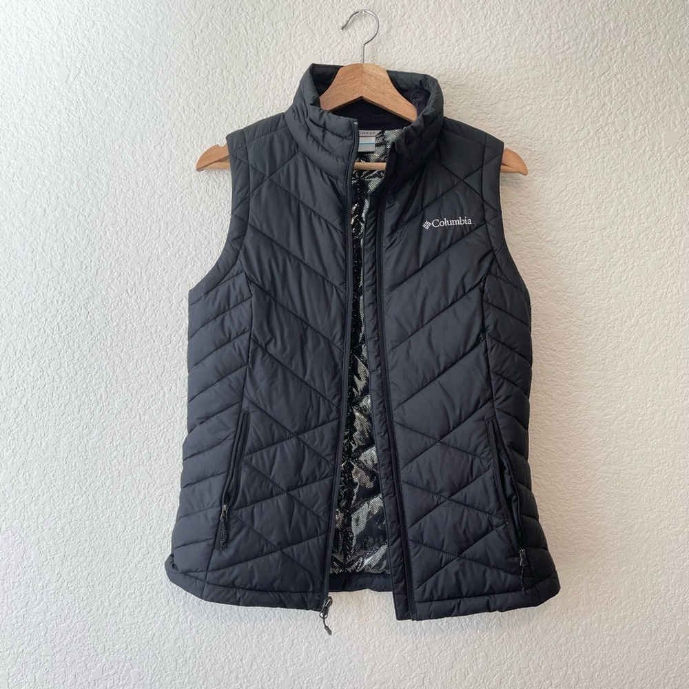 Columbia Women's Heavenly Ii Vest in Black